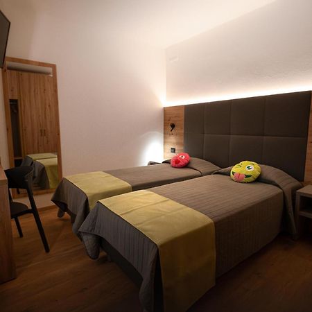 Hotel Del Negro Sùtrio Buitenkant foto