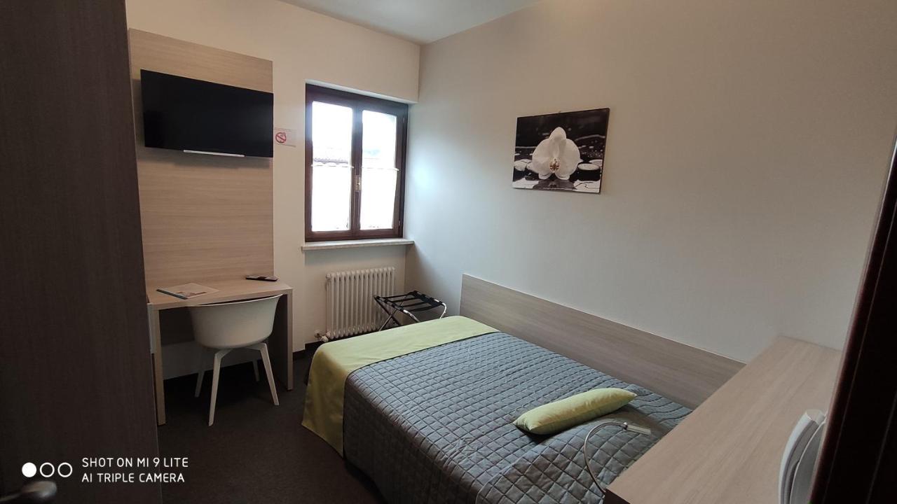 Hotel Del Negro Sùtrio Buitenkant foto